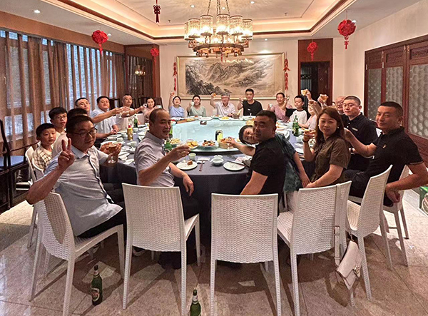 巅峰国际官网-钻营健全,你我一路成长